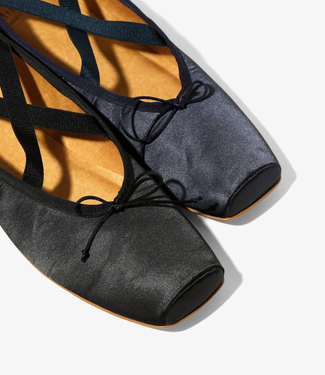Color Combination Ballet Shoes - Black - Image 3