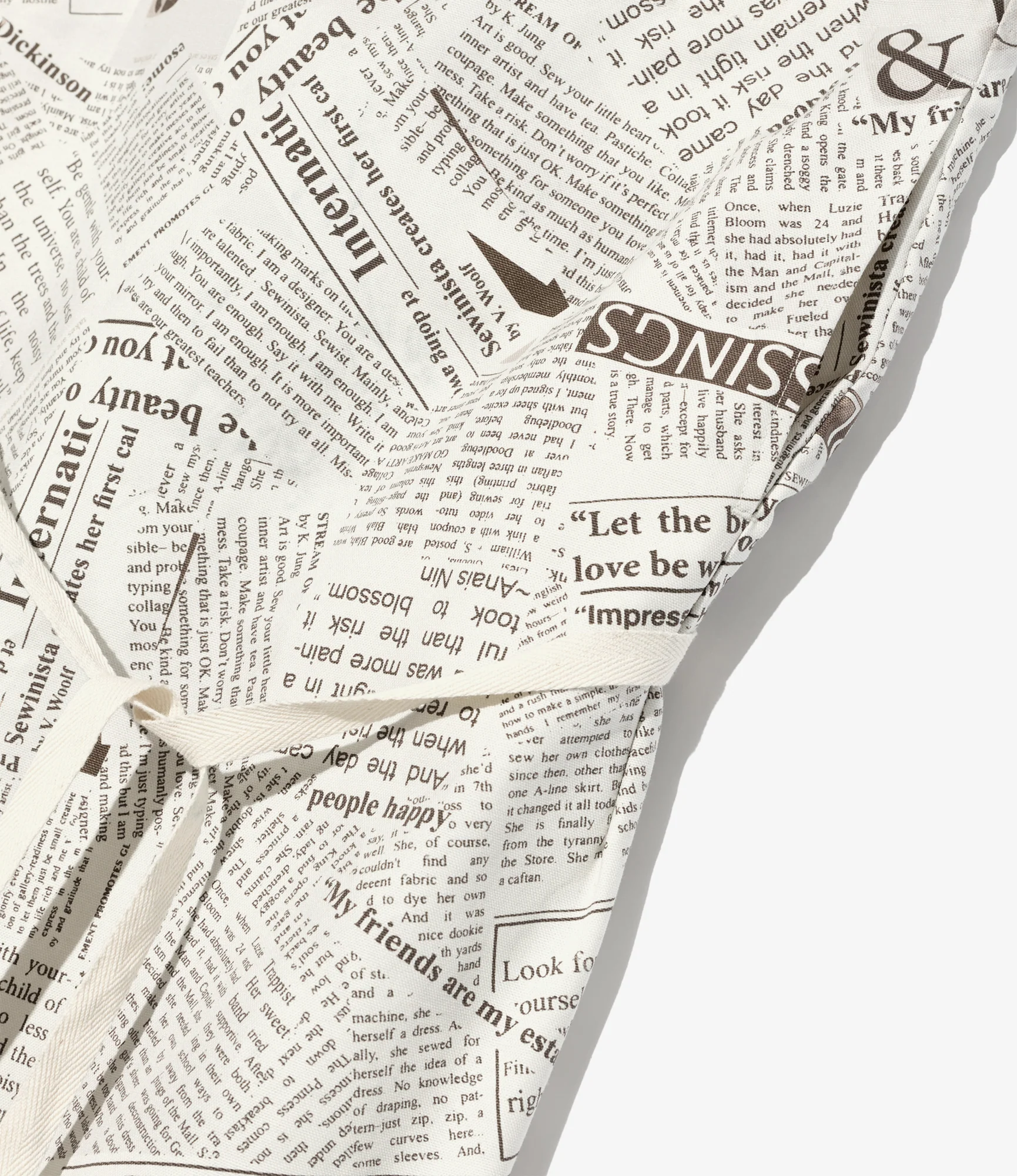 Butchers Apron - White Cotton News Paper Print Canvas - Image 3