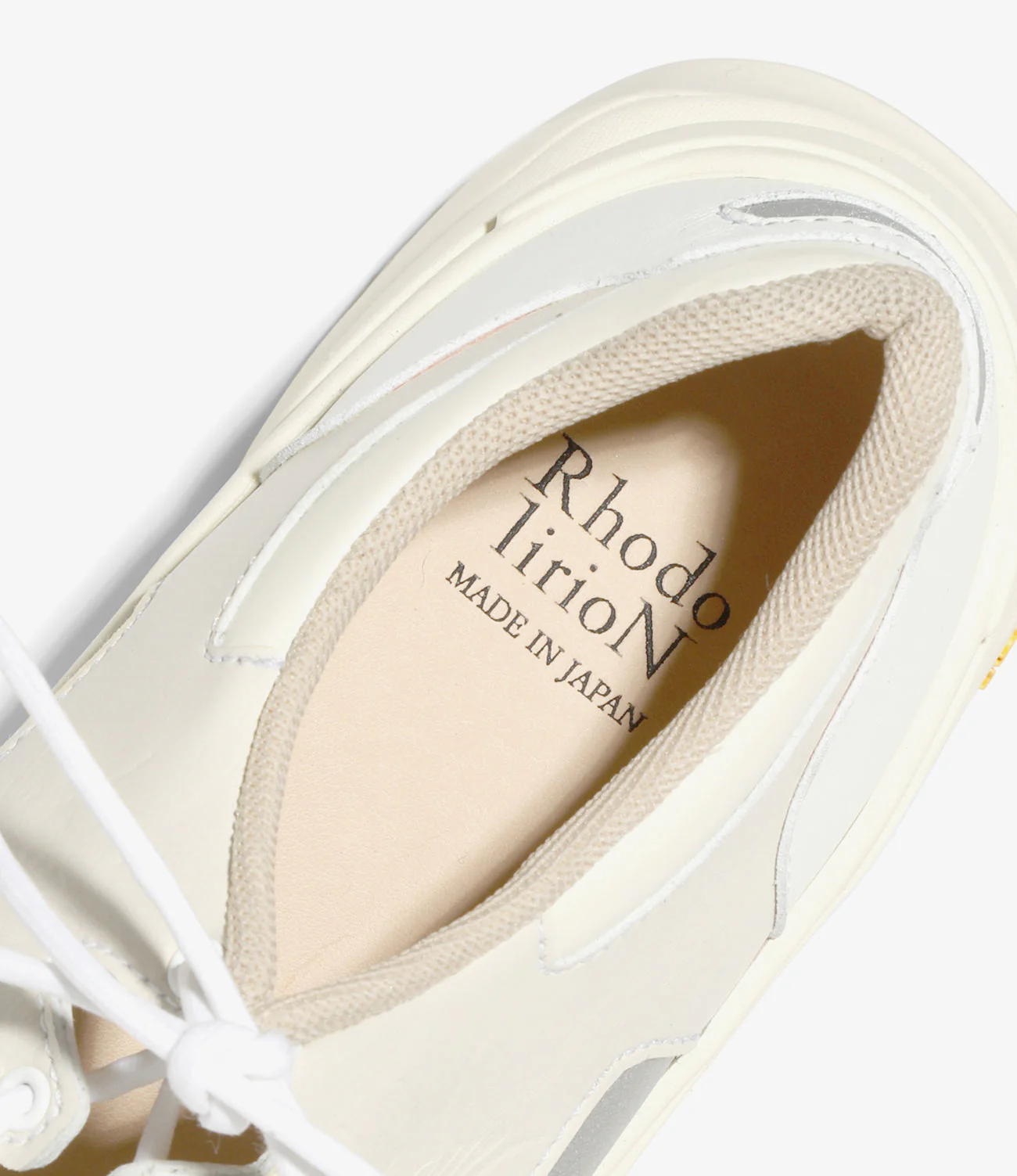 Gillie Sneakers - Off White - Image 6