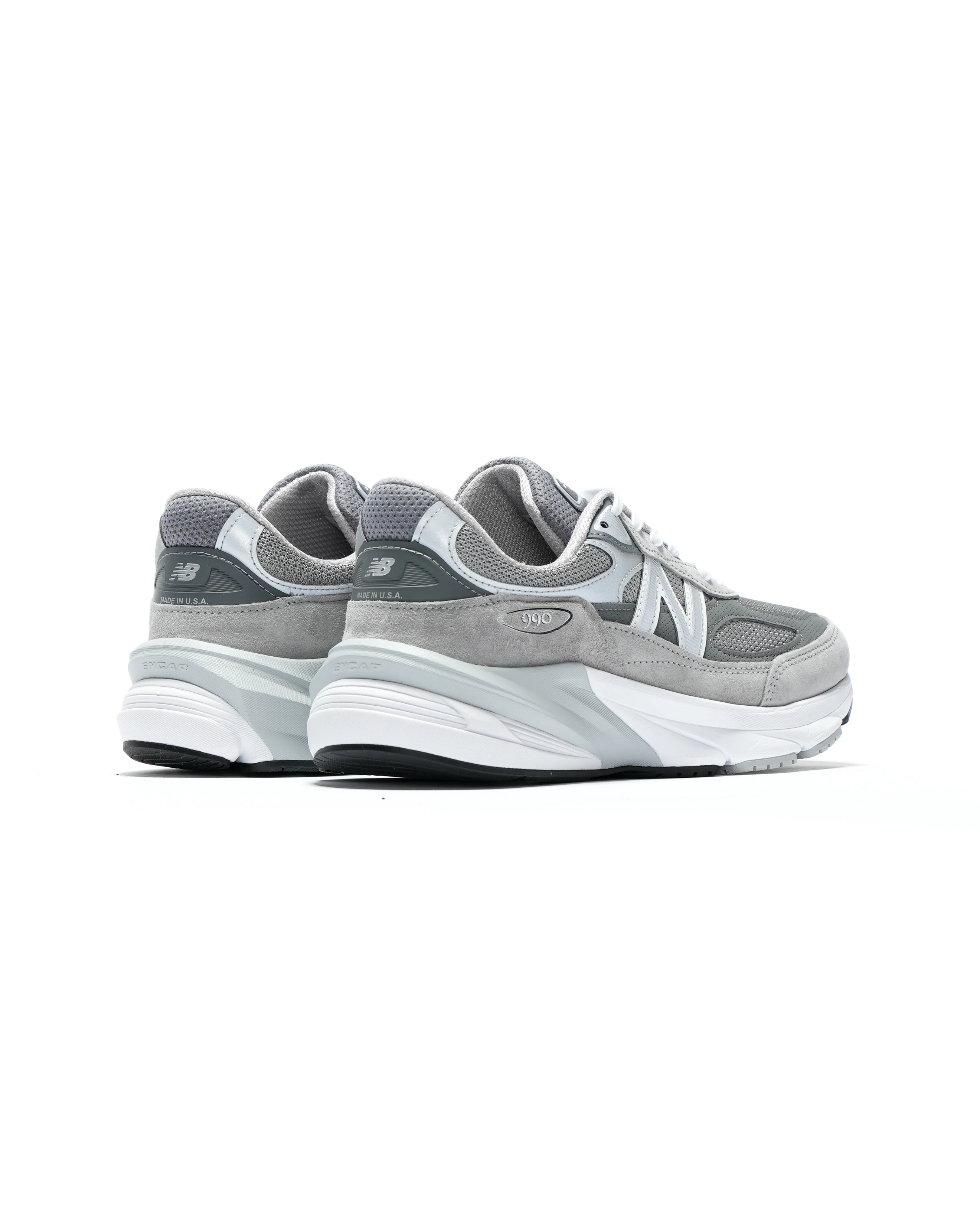 M990v6 - Grey Core - Image 3