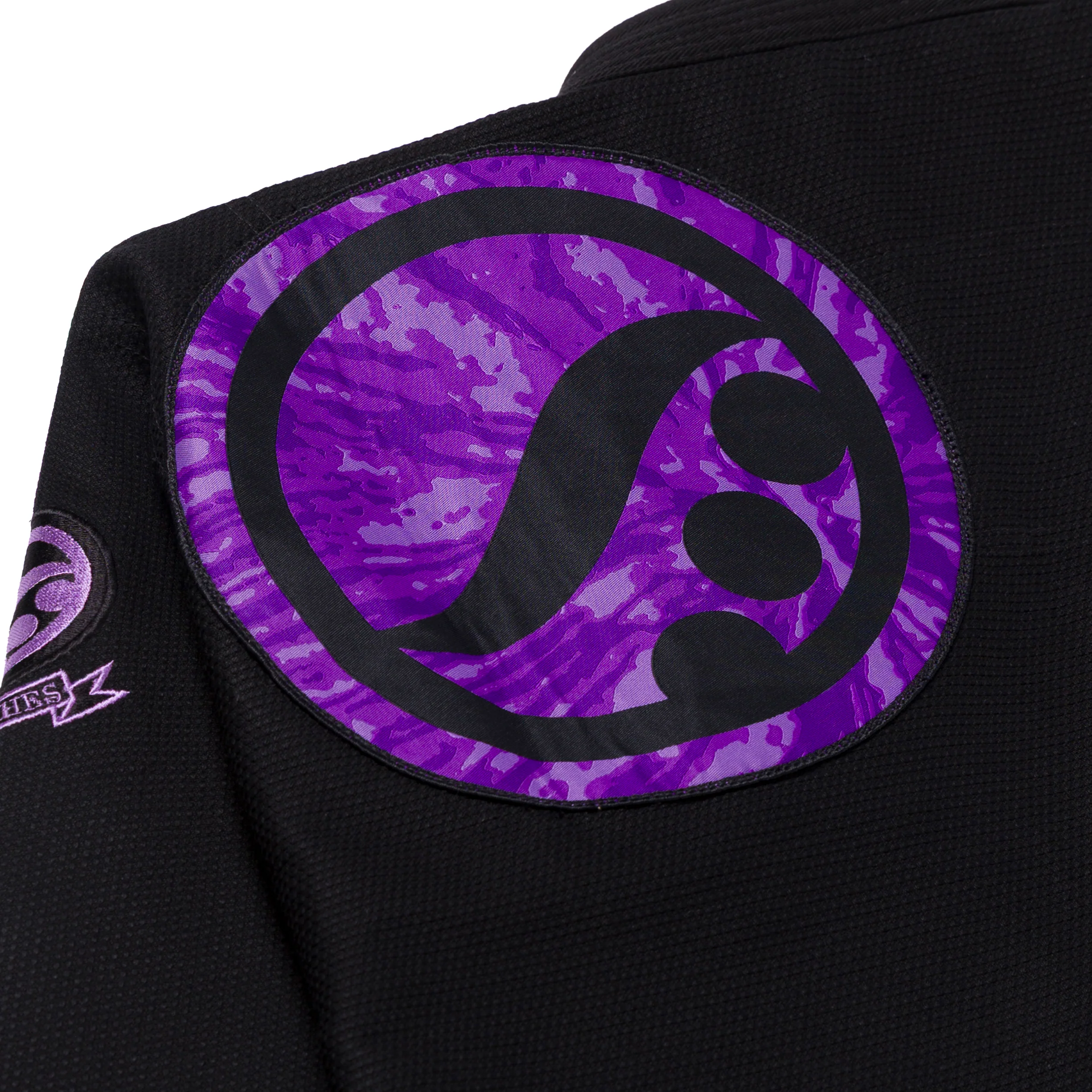 Nepenthes x Shoyoroll - Kimono - Black - Image 6