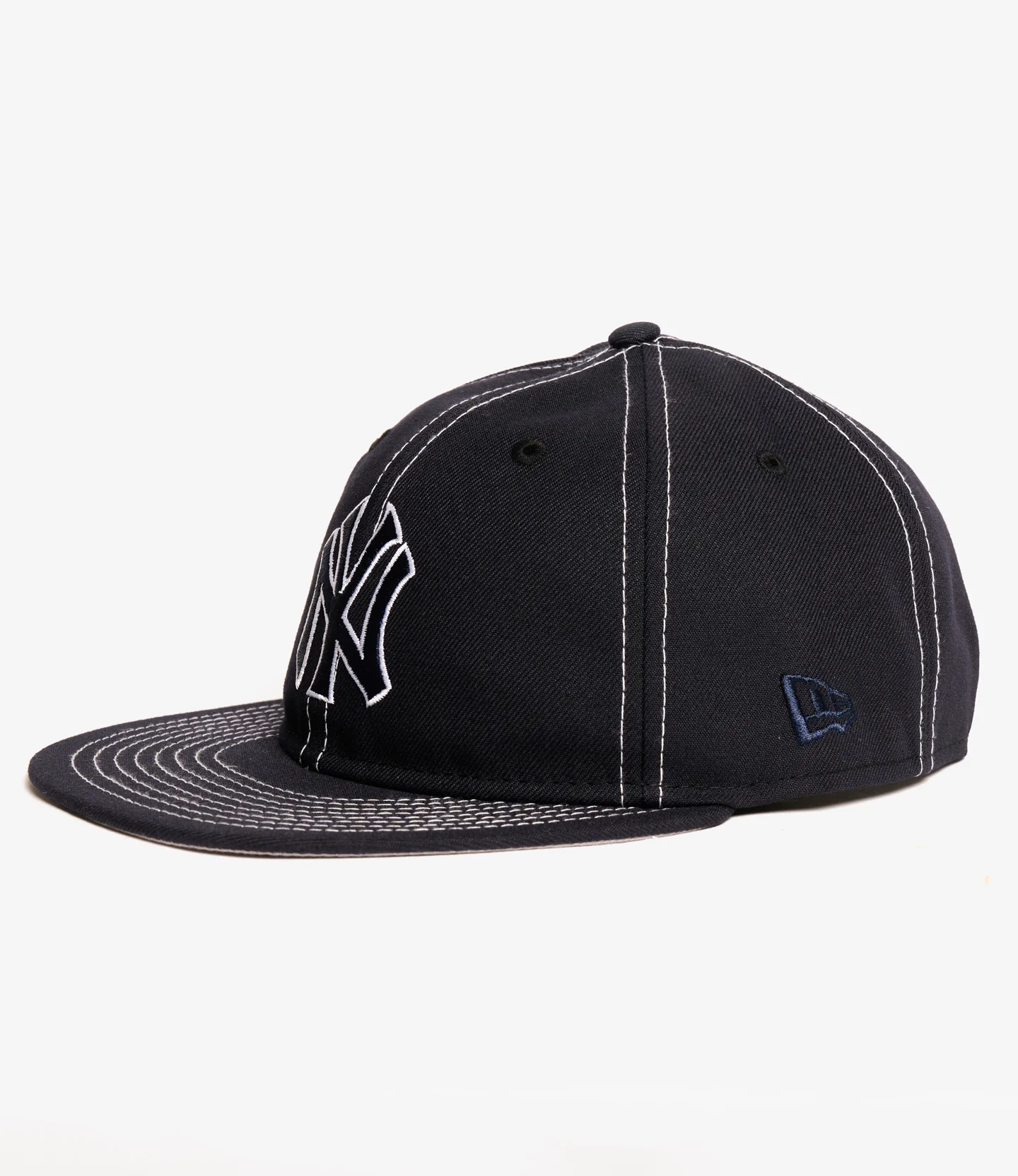 NNY Special - Yankees - New Era Retro Crown 9Fifty Snapback- Navy / White Stitch - Image 2
