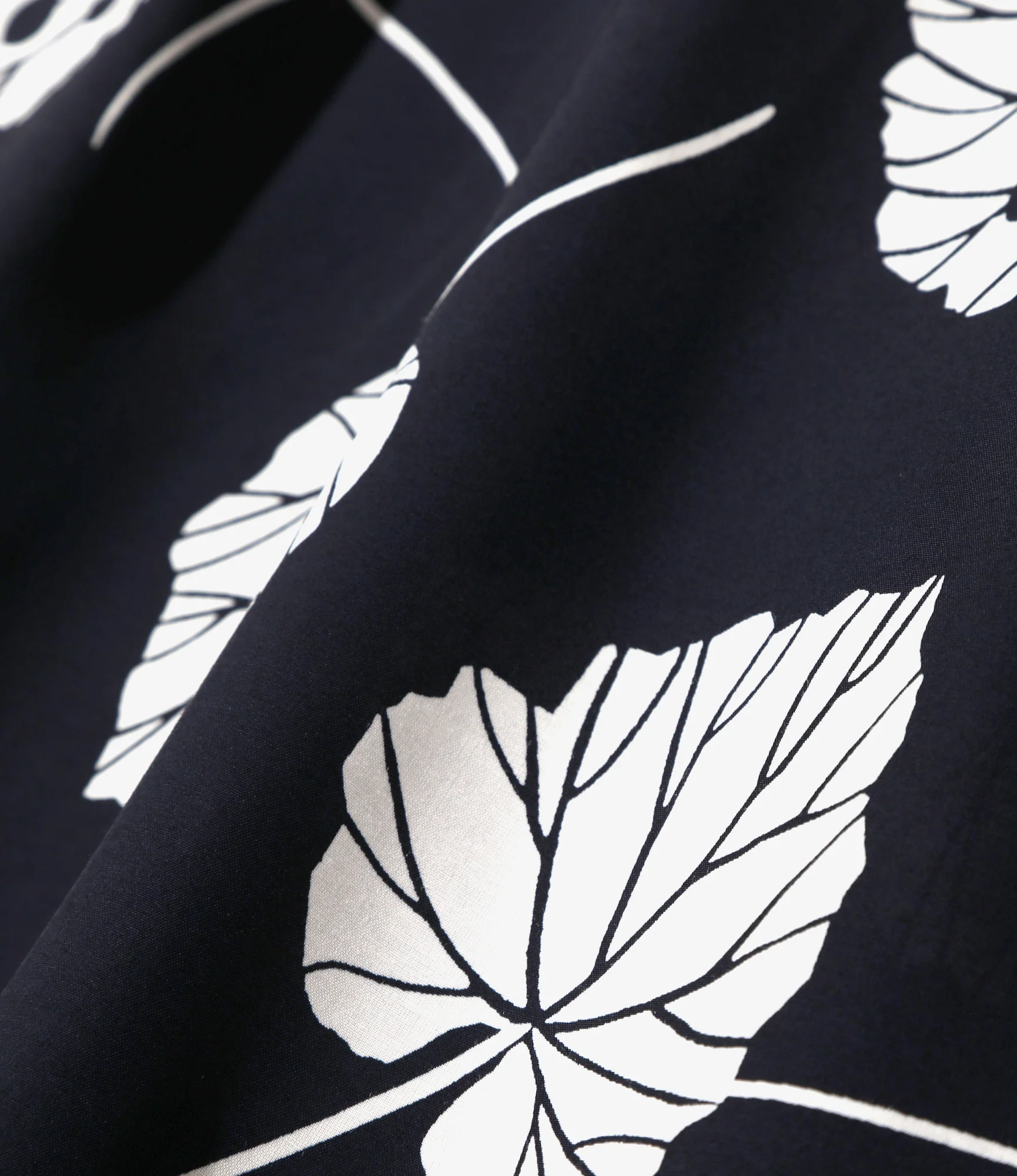 S/S Open Collar Shirt - Navy - Leaf - Image 4
